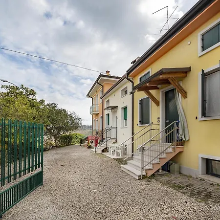 Apartment Villa Santa Maria Giardino Privato Vista Fiume
